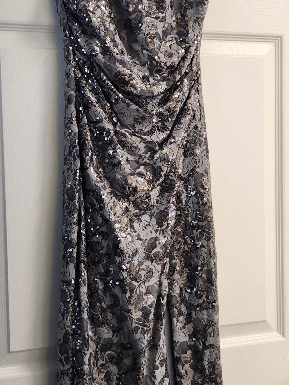Vince Camuto Silver and Black Floral Sequin Draped Prom Dress
